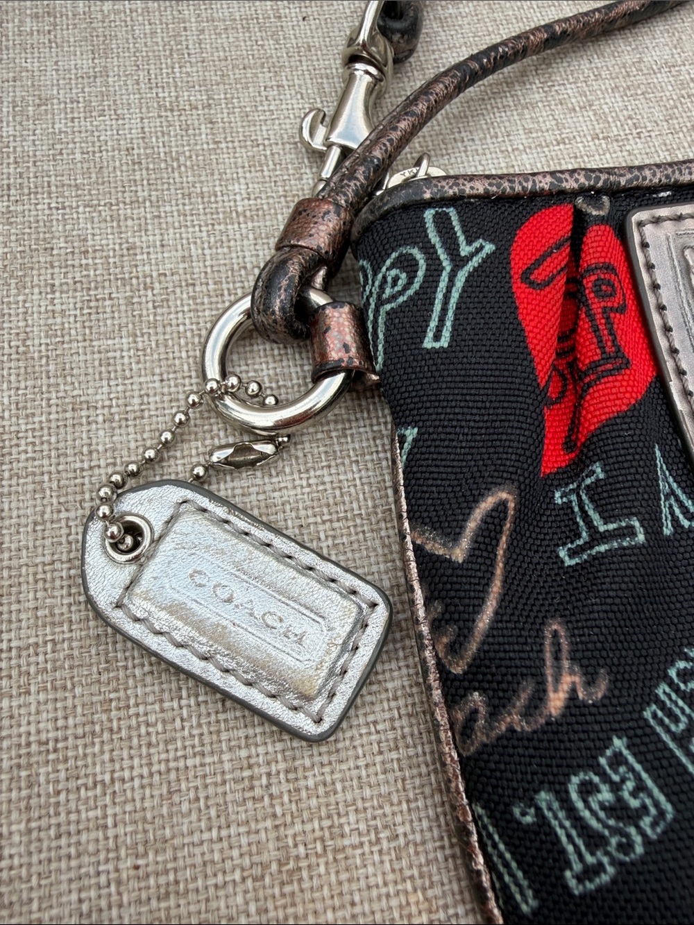 Coach Poppy Black Multicolor Graffiti Heart Wristlet with Silver Tag - Picture 2 of 8